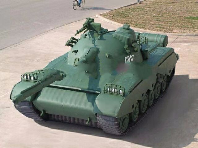 固安军用充气坦克车